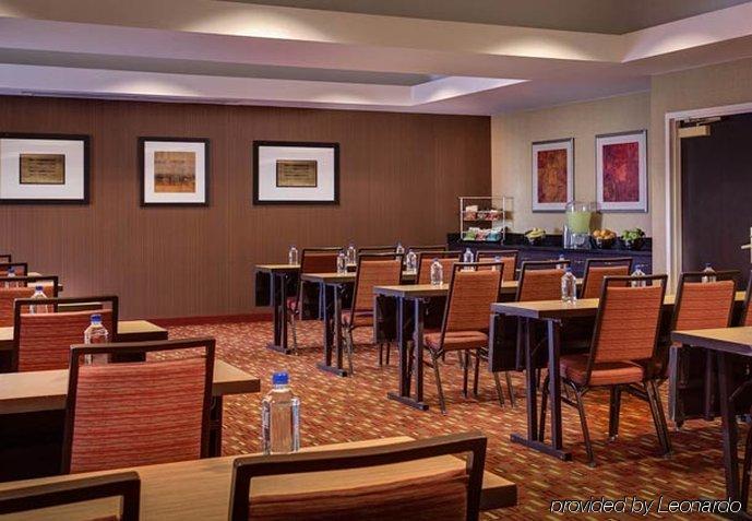 Courtyard Dallas Dfw Airport South/Irving Business photo